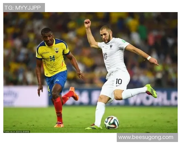 足球明星精彩瞬间集锦展现他们的独特代表动作与激情时刻